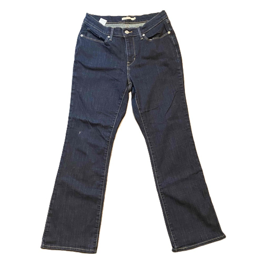 Levi’s Jeans​ - Picture 2 of 5